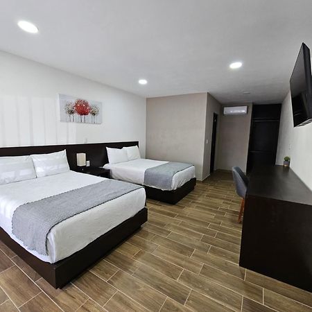 Hotel Ejecutivo Aeropuerto Alvaro Obregon ภายนอก รูปภาพ